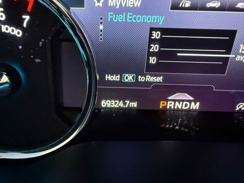 Used 2021 Ford Expedition XLT image 13