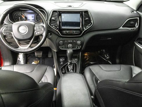 Used 2021 Jeep Cherokee Limited image 32