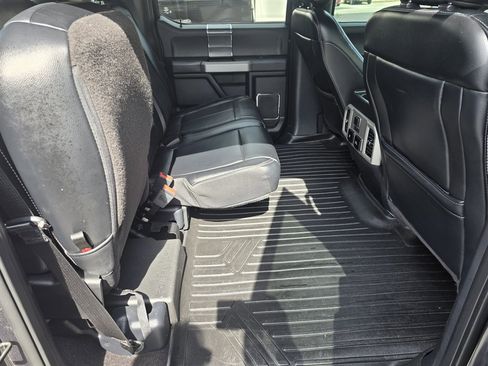 Used 2019 Ford F150 Lariat w/ Equipment Group 502A Luxury AWD/4WD image 37