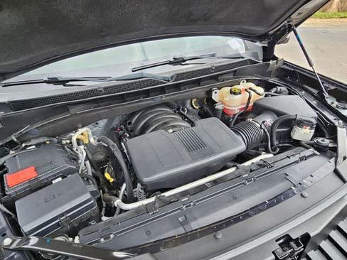 Used 2022 GMC Yukon XL Denali w/ Denali Premium Package image 14