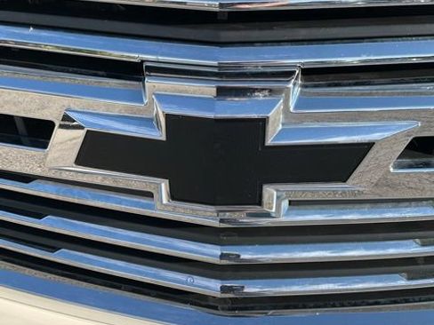Used 2015 Chevrolet Tahoe LTZ AWD/4WD image 6