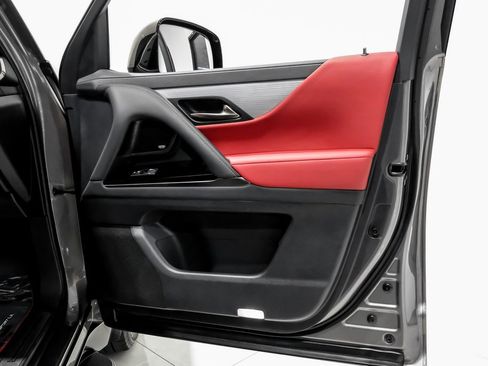 Used 2023 Lexus LX 600 F Sport image 46