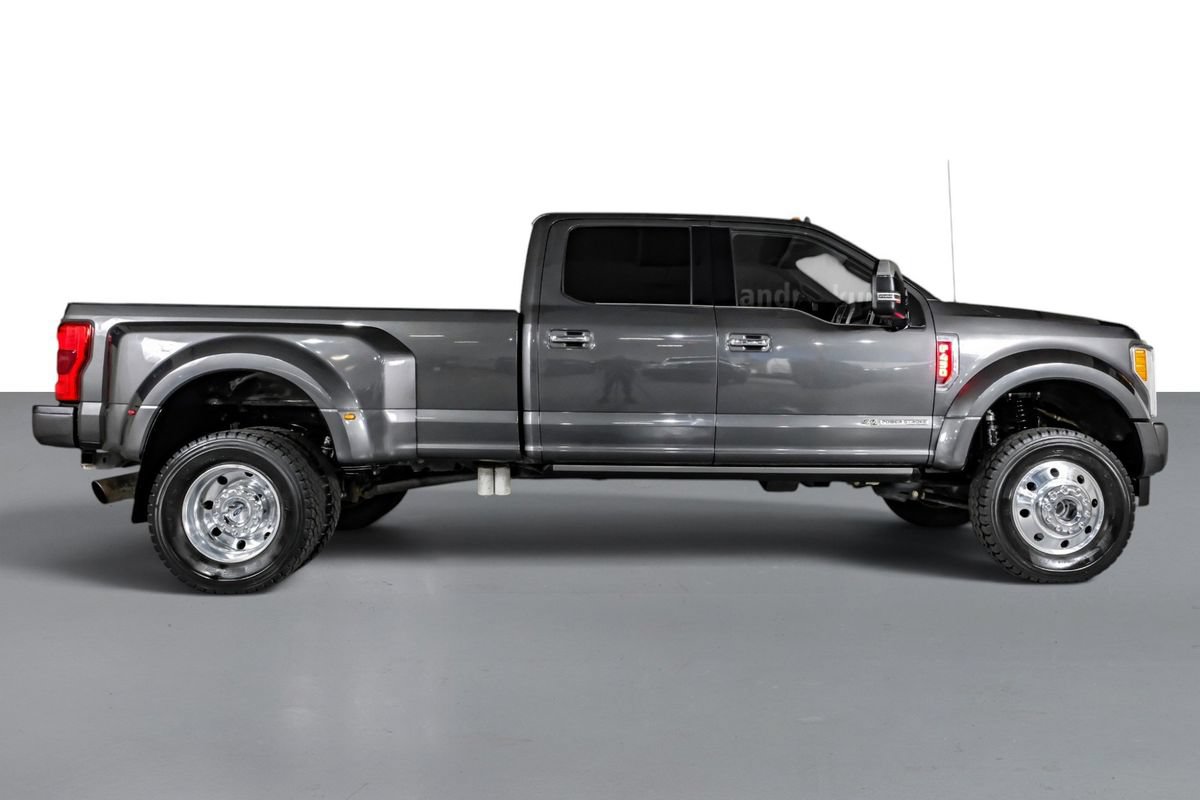 Used 2019 Ford F450 Platinum w/ Platinum Ultimate Package AWD/4WD image 5