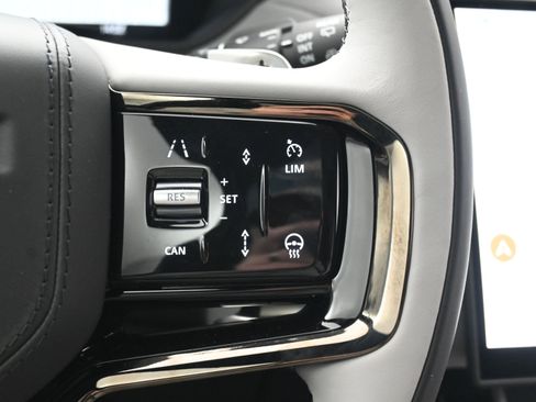 New 2026 Land Rover Range Rover Velar S image 19