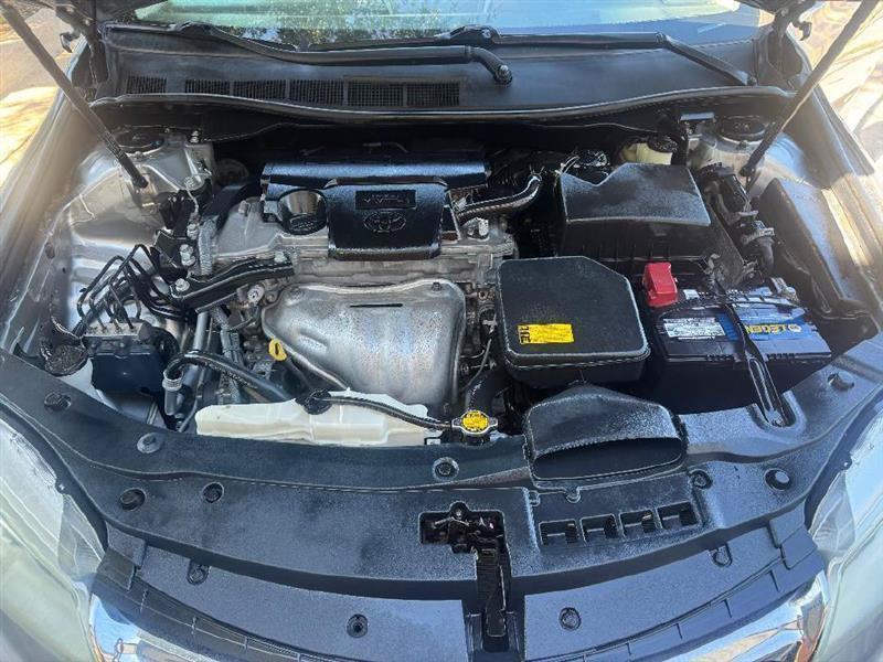 Used 2015 Toyota Camry LE FWD image 19