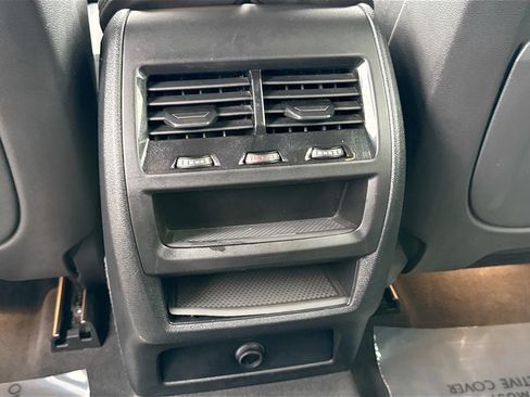 Used 2022 BMW X5 xDrive40i AWD/4WD image 23