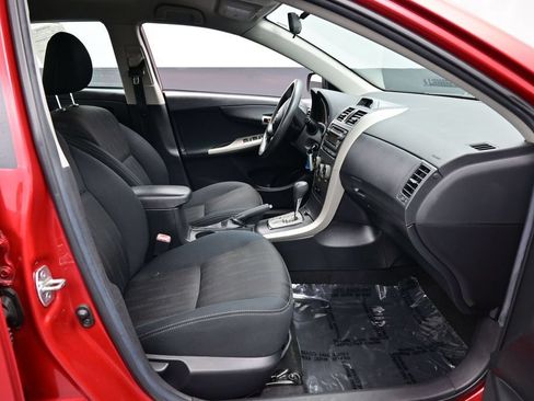 Used 2012 Toyota Corolla S FWD image 33