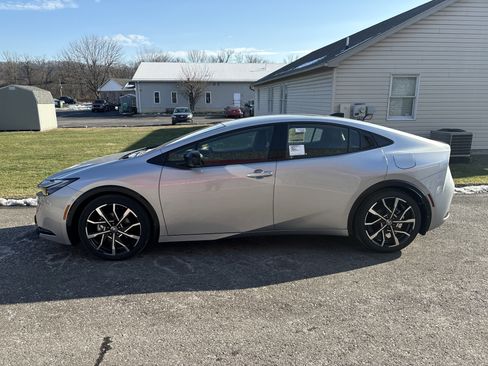 New 2026 Toyota Prius Plug-In Hybrid image 7