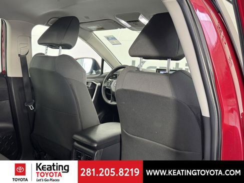 Certified 2025 Toyota RAV4 XLE AWD/4WD image 21