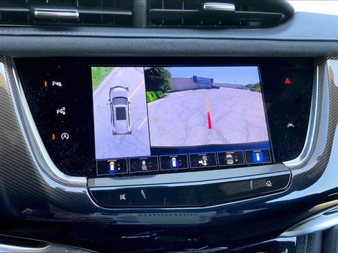 Certified 2025 Cadillac XT6 Premium Luxury w/ Platinum Package AWD/4WD image 21