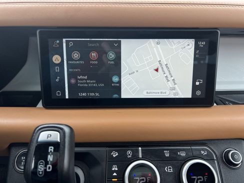 Used 2023 Land Rover Defender 110 S image 20