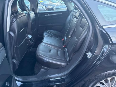 Used 2013 Ford Fusion Titanium image 11