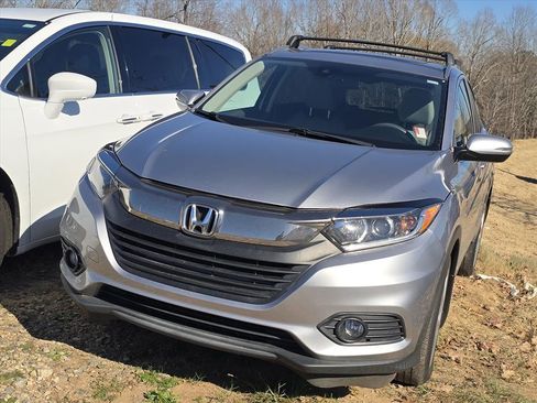 Used 2019 Honda HR-V EX image 3