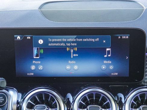 New 2026 Mercedes-Benz GLB 250 image 13