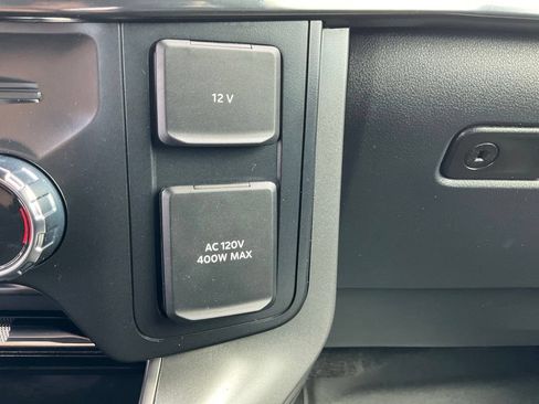 Used 2024 Ford F150 Lariat AWD/4WD image 27