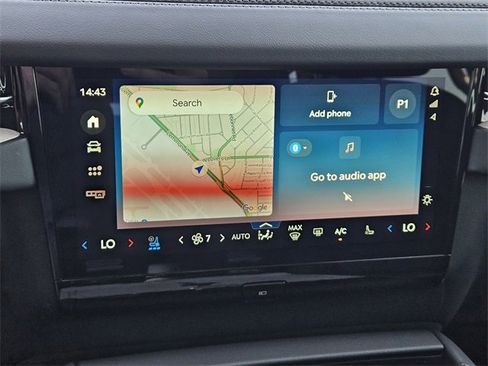 New 2025 Lincoln Navigator Reserve image 16