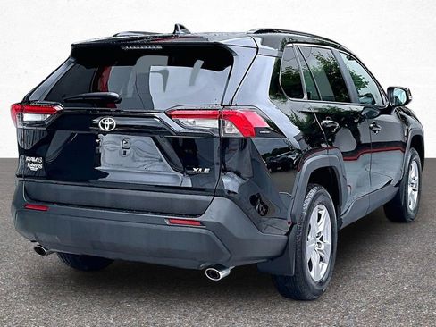 Certified 2025 Toyota RAV4 XLE w/ Convenience Package FWD image 8