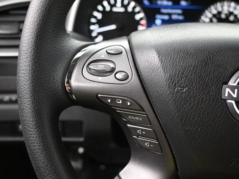Used 2023 Nissan Murano S AWD/4WD image 21