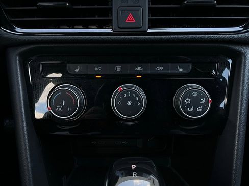 Used 2025 Volkswagen Taos S image 26