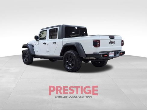 Used 2023 Jeep Gladiator Mojave w/ Cold Weather Group AWD/4WD image 9