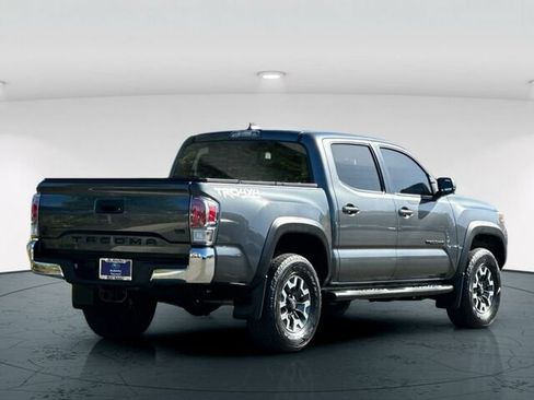 Used 2021 Toyota Tacoma TRD Off-Road AWD/4WD image 6