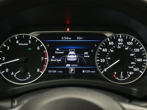 Used 2024 Nissan Sentra SV FWD image 18