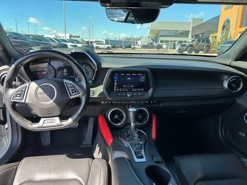 Used 2021 Chevrolet Camaro SS w/ Redline Edition image 9