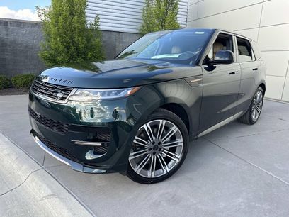 New 2026 Land Rover Range Rover Sport Dynamic SE