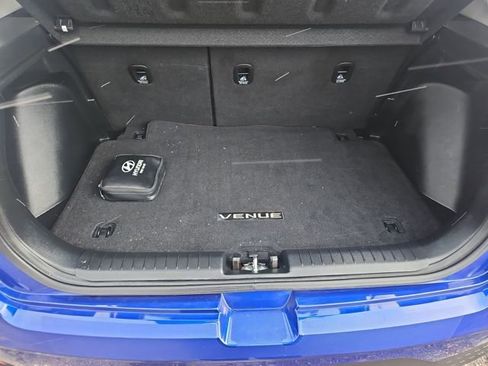Used 2023 Hyundai Venue SEL image 23