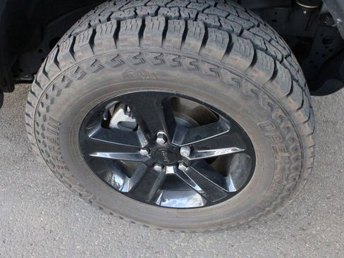 Used 2022 Jeep Wrangler Unlimited Sahara AWD/4WD image 56