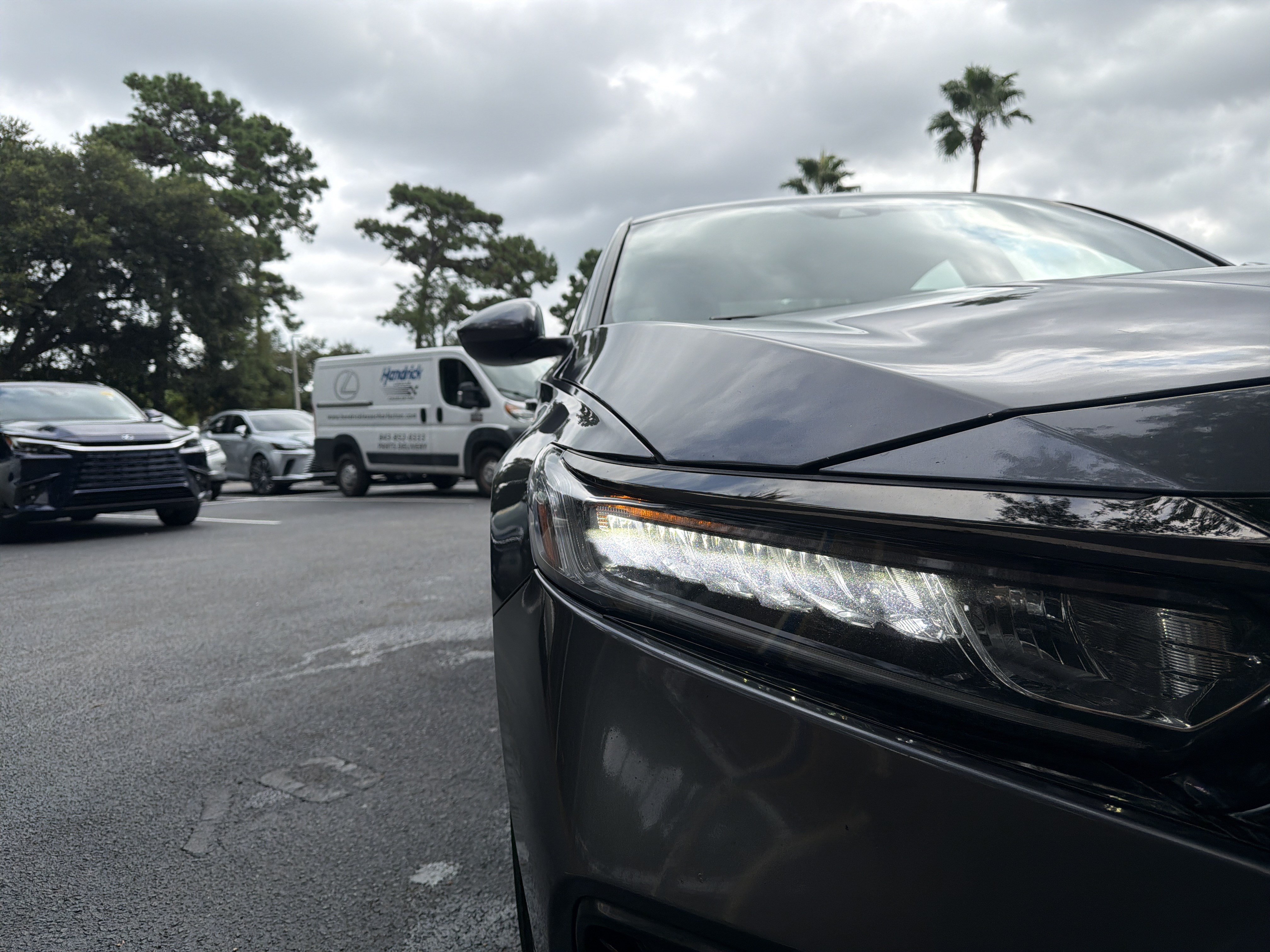 Used 2018 Honda Accord Sport image 12