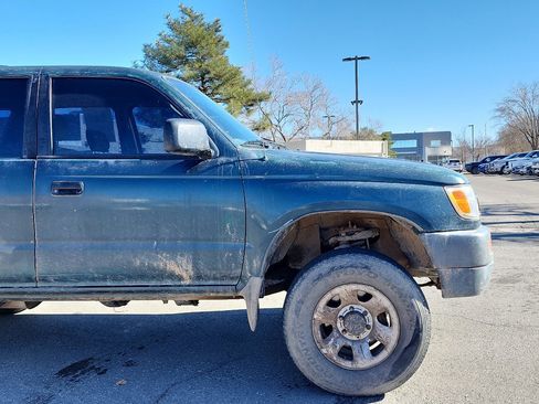 Used 1996 Toyota 4Runner Base image 4