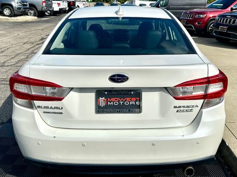 Used 2017 Subaru Impreza 2.0i Limited w/ Moonroof/BSD & Rcta/Eyesight image 5