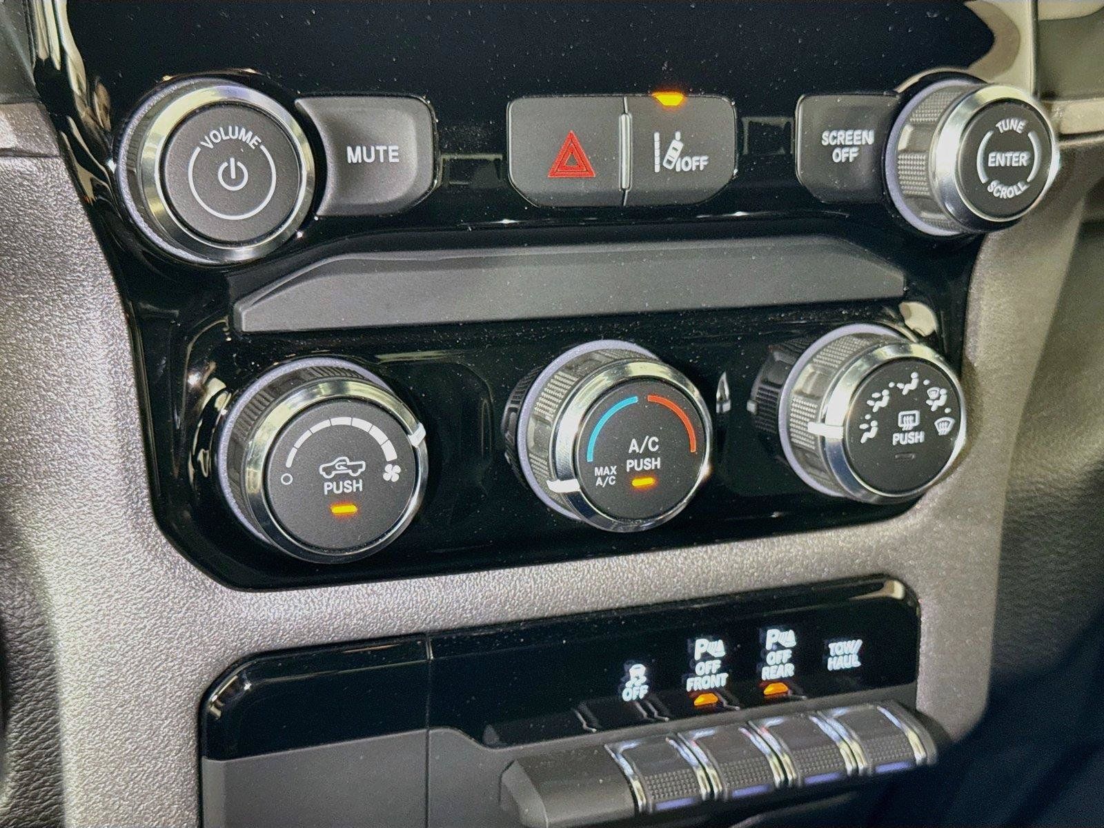 Used 2025 RAM 1500 Tradesman AWD/4WD image 13