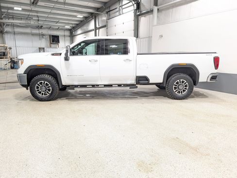 Used 2023 GMC Sierra 3500 SLT w/ SLT Preferred Package image 5