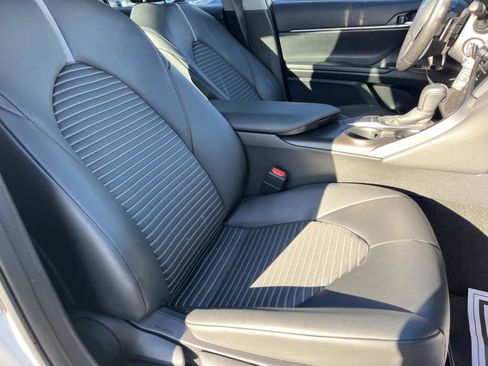 Used 2023 Toyota Camry SE image 25