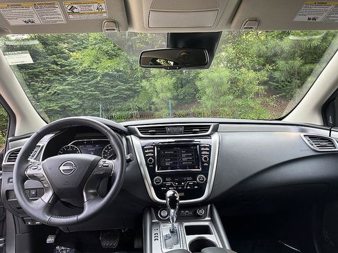 Used 2024 Nissan Murano SV FWD image 19