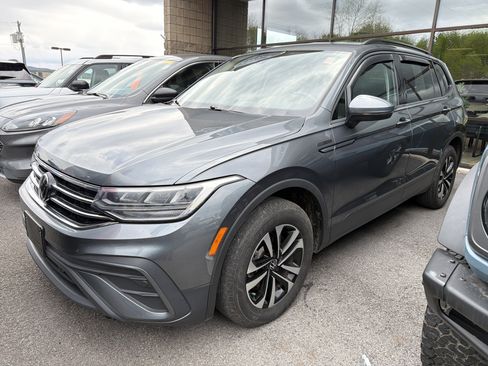 Used 2024 Volkswagen Tiguan S AWD/4WD image 3