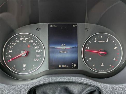 Used 2025 Mercedes-Benz Sprinter 2500 image 11