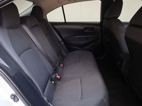 Used 2022 Toyota Corolla LE FWD image 24