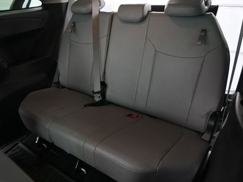 Used 2025 Toyota Sienna XLE w/ XLE Plus Package image 14