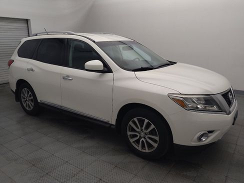 Used 2015 Nissan Pathfinder SL w/ Cargo Package FWD image 11