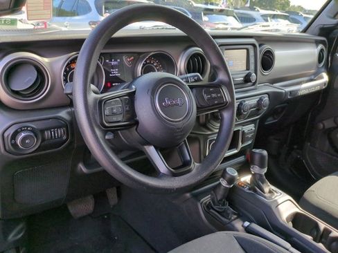Used 2020 Jeep Wrangler Sport image 13