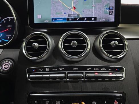 Used 2022 Mercedes-Benz GLC 43 AMG 4MATIC image 27