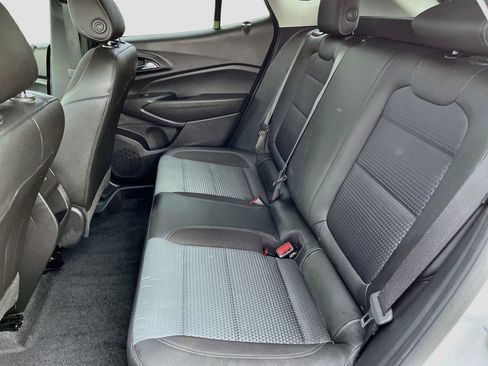 Used 2026 Chevrolet Trax LT FWD image 22