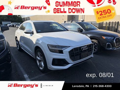 Used 2023 Audi Q8 Premium AWD/4WD image 1