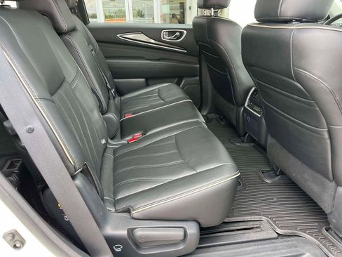 Used 2017 INFINITI QX60 AWD w/ Premium Plus Package image 21