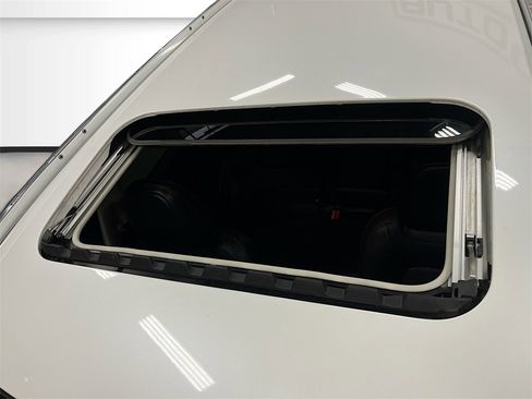 Used 2022 MAZDA CX-5 AWD 2.5 S w/ Premium Package image 22