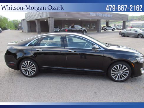 Used 2019 Lincoln MKZ Premiere image 15