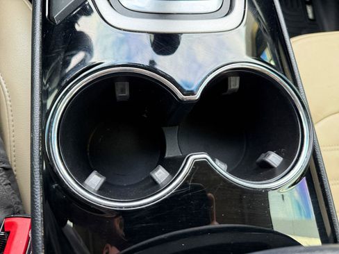 Used 2018 Ford Edge SEL w/ Equipment Group 201A image 28